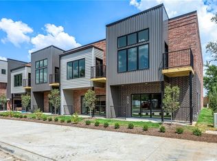 949 SE 10th St, Bentonville, AR 72712