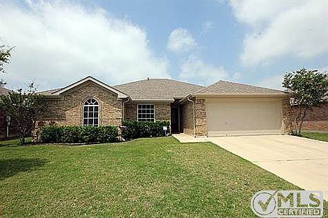 2nd image of 937 Sherry Ln