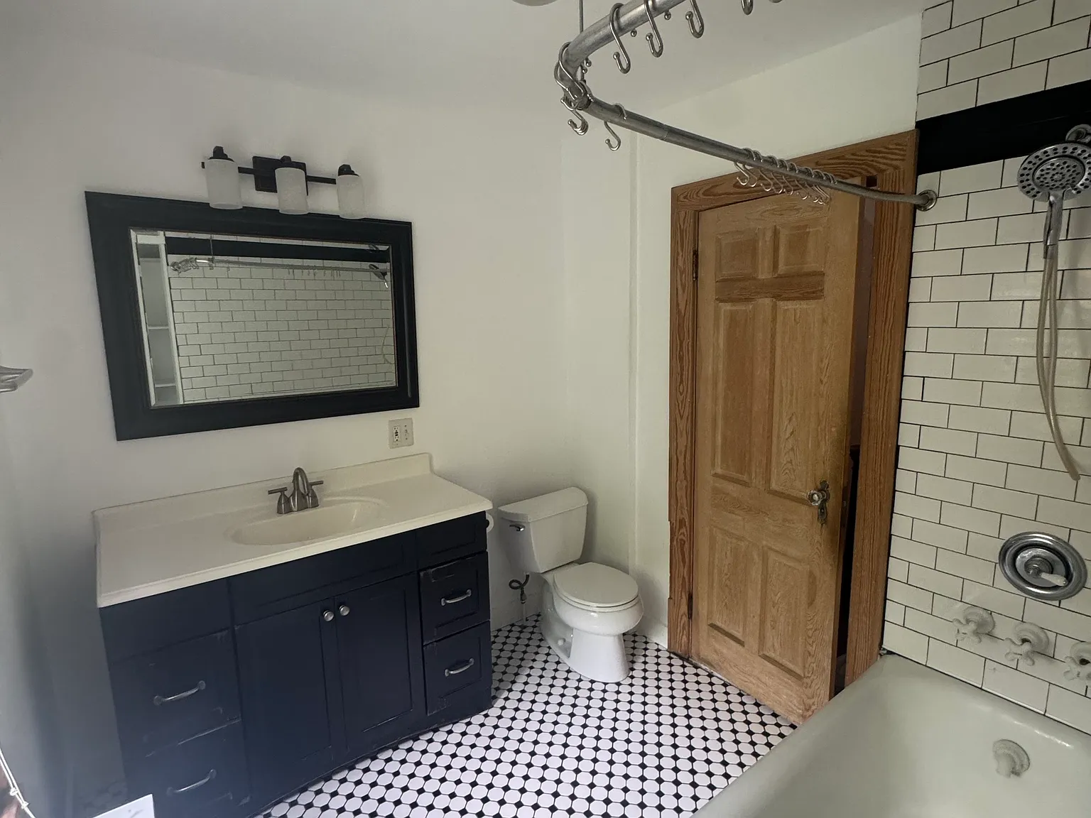 2 bed, $1,650 — Photo 3