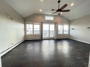 1134 Washington Pl, Baldwin, NY
