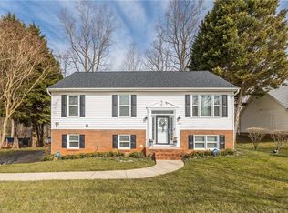 5921 Summer Trace Ln, Winston Salem, NC 27105