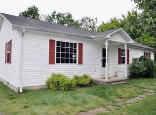 1105 Earl Ave, Smithville, TN 37166