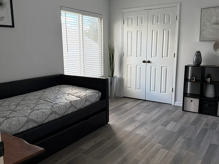 8867 Falcon Pointe Loop — Photo 21