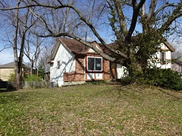 10112 W 59th Ter, Merriam, KS 66203