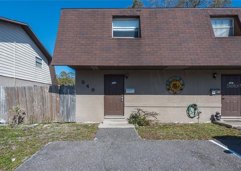 1st image of 549 88th Ave N