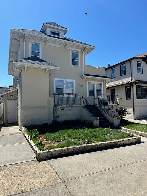 2 bed, $3,150 — Photo 2