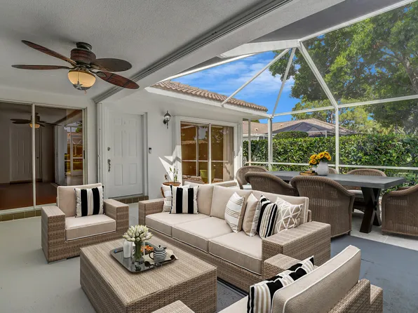 8002 Chapman Oak Court, Palm Beach Gardens, FL 33410