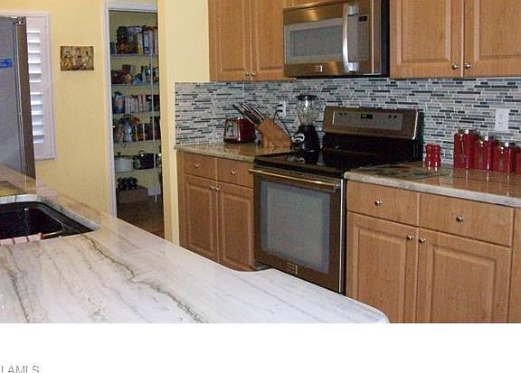 5th image of 8841 Cascades Isle Blvd