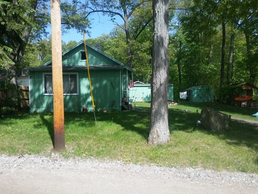1st image of 16431 Hilltop Dr