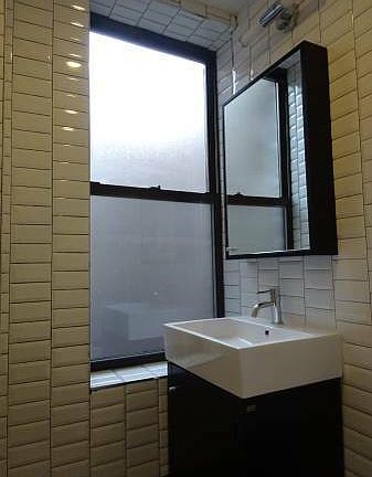 5th image of 1316 Sterling Pl #2R