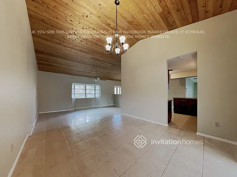 4069 Alpinia Ct S — Photo 6