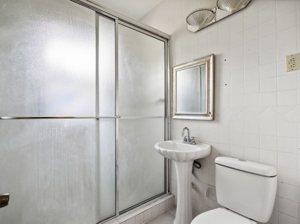 Additional property image - 802 S Montclair Ave, Dallas, TX 75208