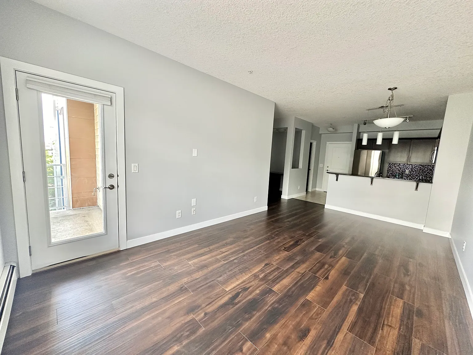 320 2584 Anderson Way — Photo 2