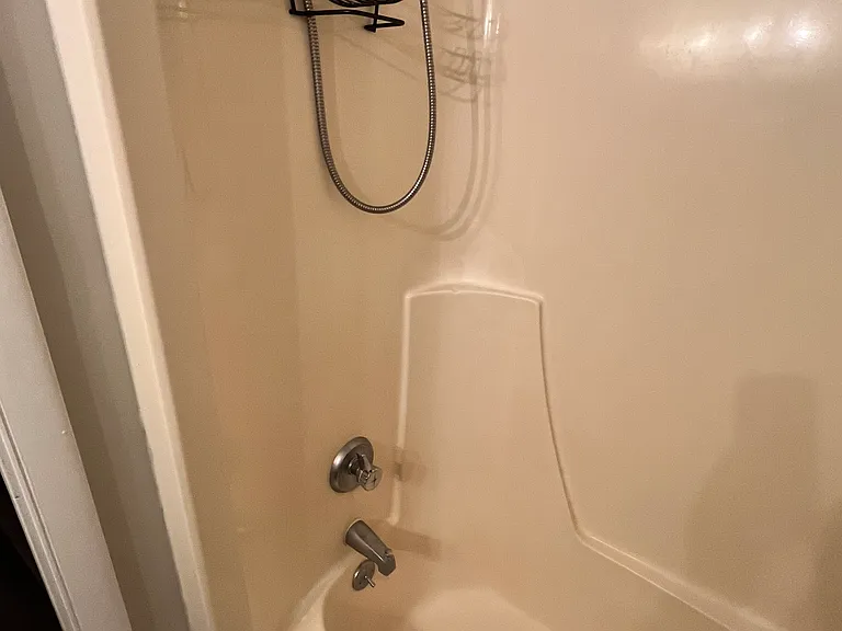 1212 Manassas Ct — Photo 10
