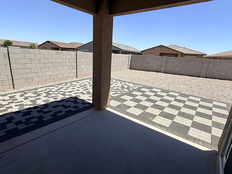 37043 W Vera Cruz Dr — Photo 21