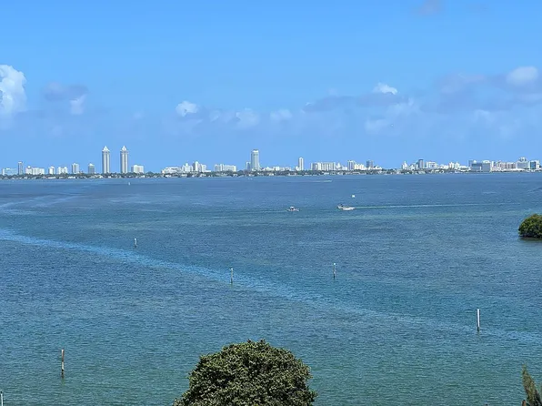 780 NE 69th St APT 901, Miami, FL 33138