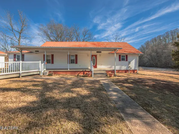 634 Swan Pond Rd, Harriman, TN 37748