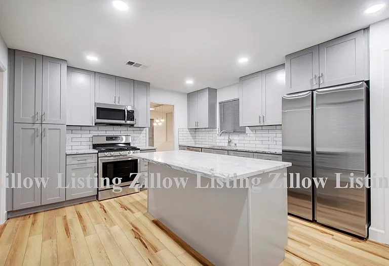 10901 Thicket Trl — Photo 3