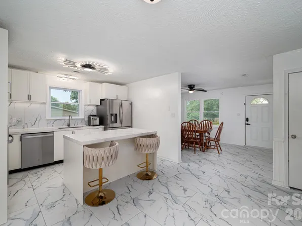 363 Don McGinnis Rd, Lincolnton, NC 28092