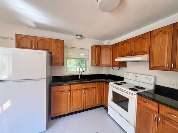 1057 Main St #6
