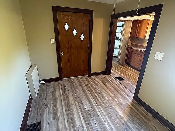 4th image of 20644 Alden St