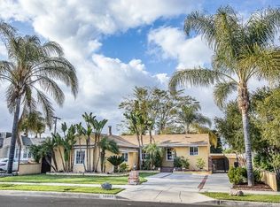 18947 Erwin St, Reseda, CA 91335