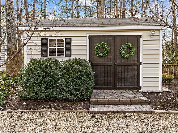4th image of 11705 Nettleham Ct
