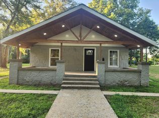 200 Cool Mist Ln, Batesville, AR 72501