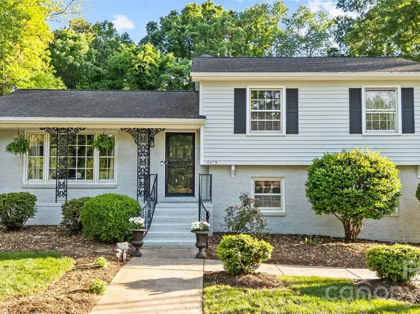7013 Old Forge Dr, Charlotte, NC 28226