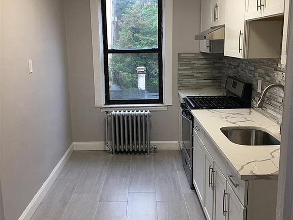 4th image of 117 Kensington Ave #5C