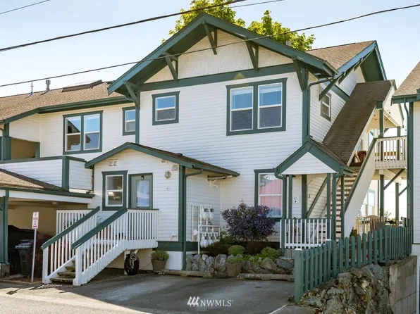 307 E Division St Unit E, Mount Vernon, WA 98273