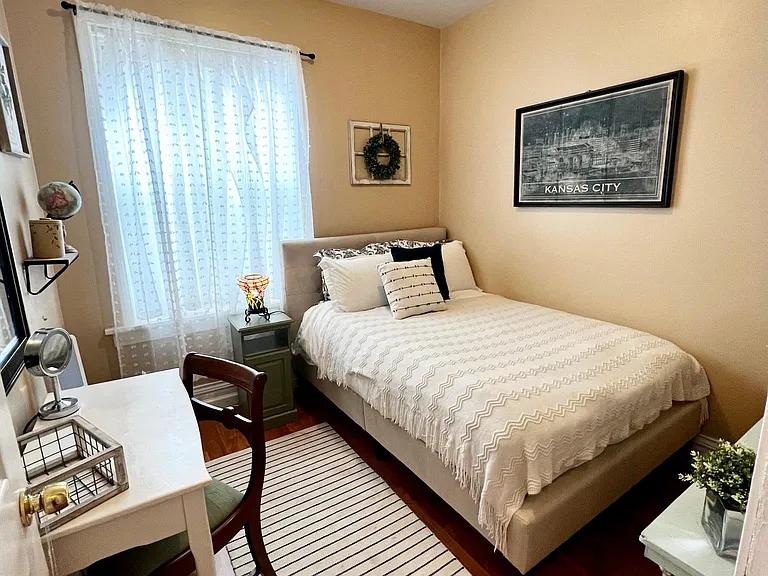 4047 Castleman Ave #2E — Photo 10
