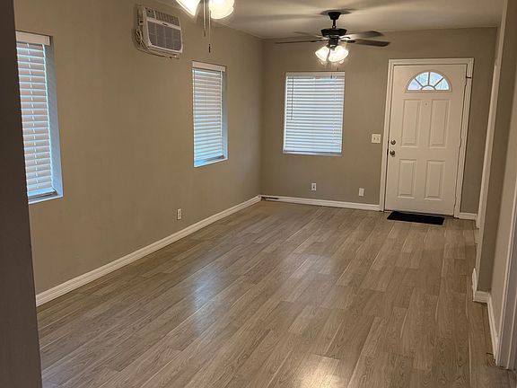 2nd image of 757 N Perris St