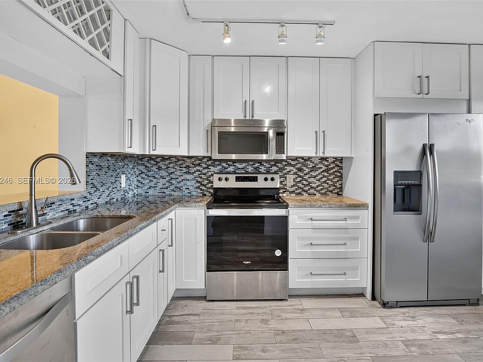 1st image of 900 SW 125th Way APT 105R