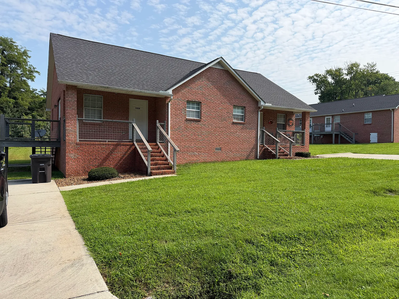 2 bed, 830 sqft, $1,050 — Photo 1