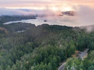 5005 Sooke Hanger Dr, Capital, BC V9Z 1M9