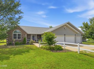 1344 Meadowview Ln, Diamond, MO 64840