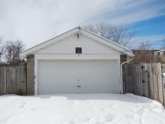 3rd image of 3863 Olivette Ave