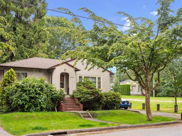 5454 Melbourne St, Vancouver, BC V5R 4L7