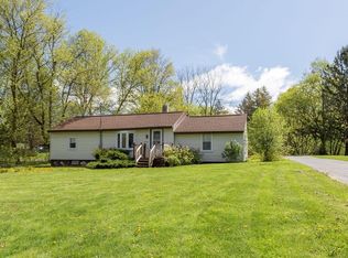 4342 Rohe Rd, Syracuse, NY 13215