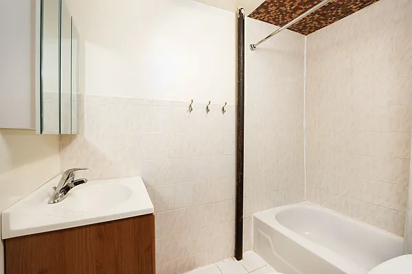 Sold by Compass | media 7