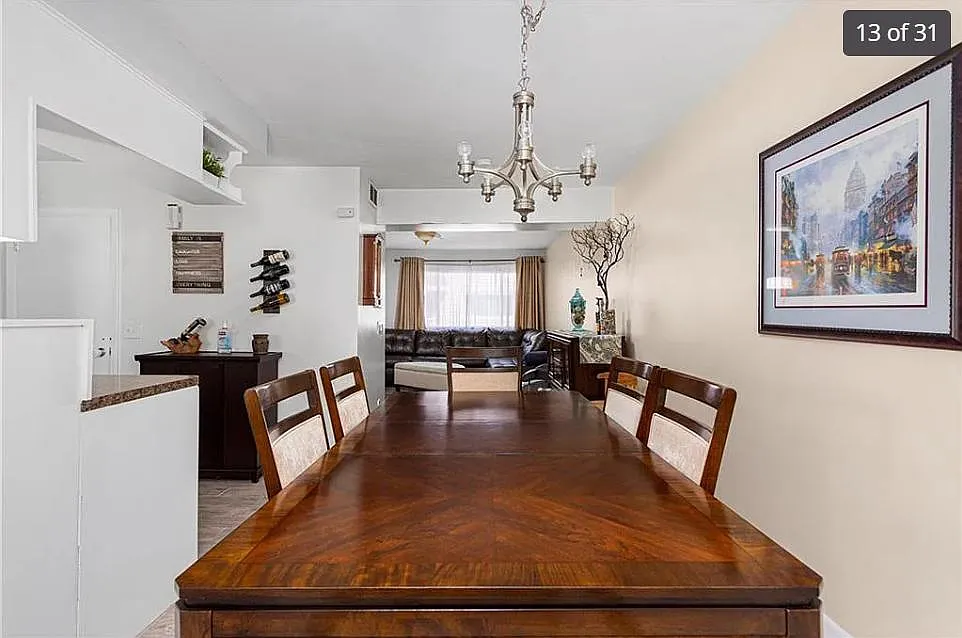 2 bed, 1100 sqft, $2,450 — Photo 3