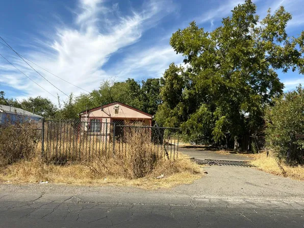 4741 Dry Creek Rd, Sacramento, CA 95838
