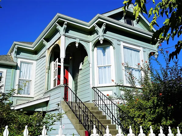 3208 Ellis St #B, Berkeley, CA 94703
