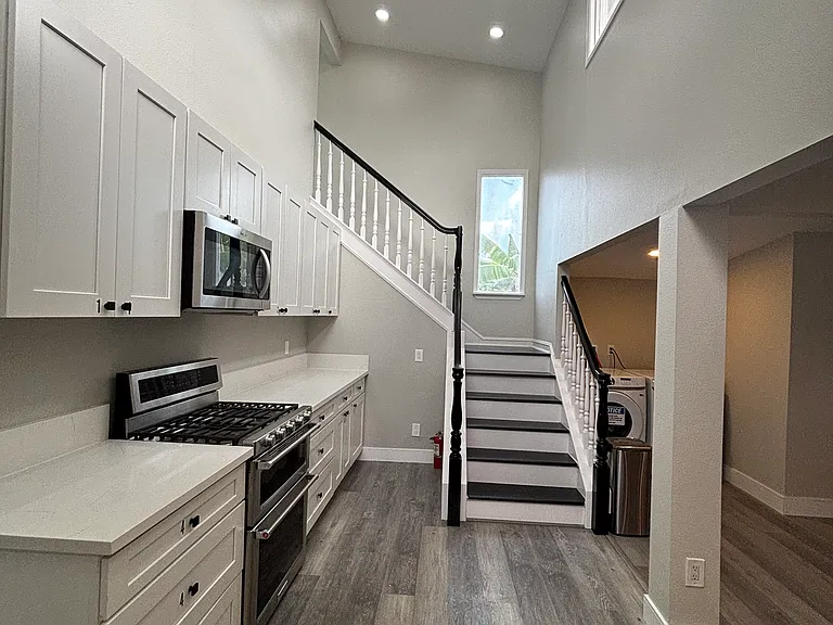 11392 Biscayne Blvd — Photo 9