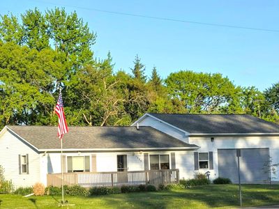 1355 Blanch St, Burton, MI, 48509