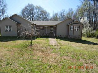 911 Hampton Rd, Lyman, SC 29365