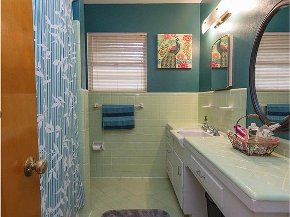 Bathroom 2
