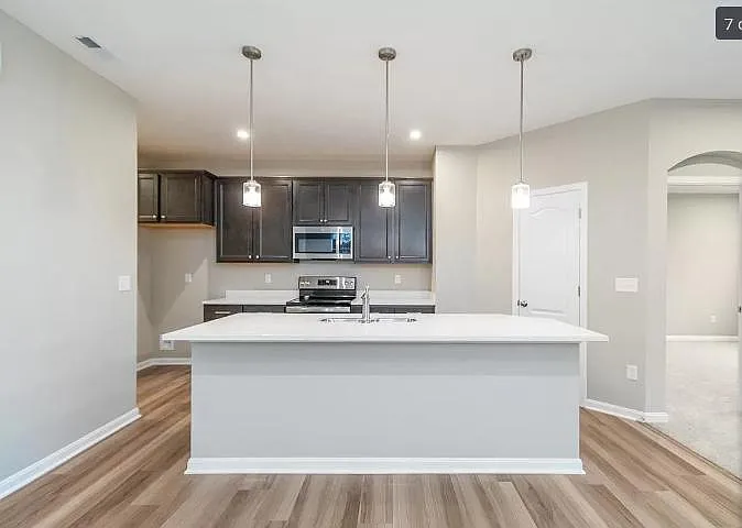 10309 Gateway Dr — Photo 8