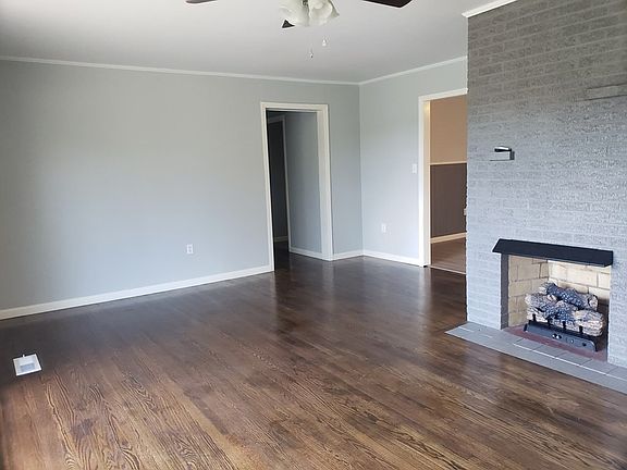 4th image of 415 10th St